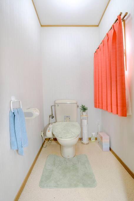 大阪市鶴橋駅徒歩2分 トイレ浴室複数あり3階建て一軒家車庫付きアパートメント エクステリア 写真